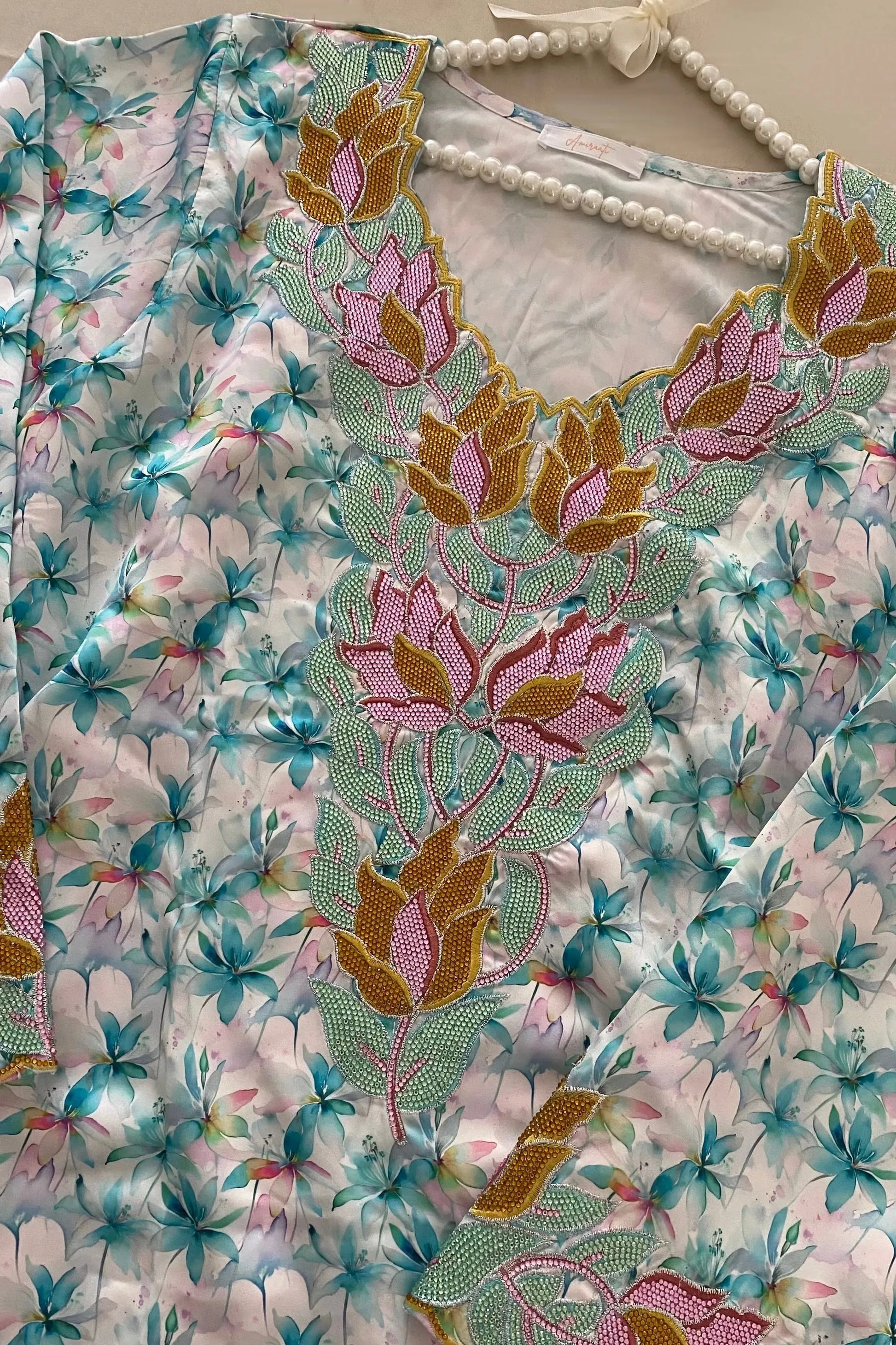 MUKHAWAR - LAMIA - Amiraati