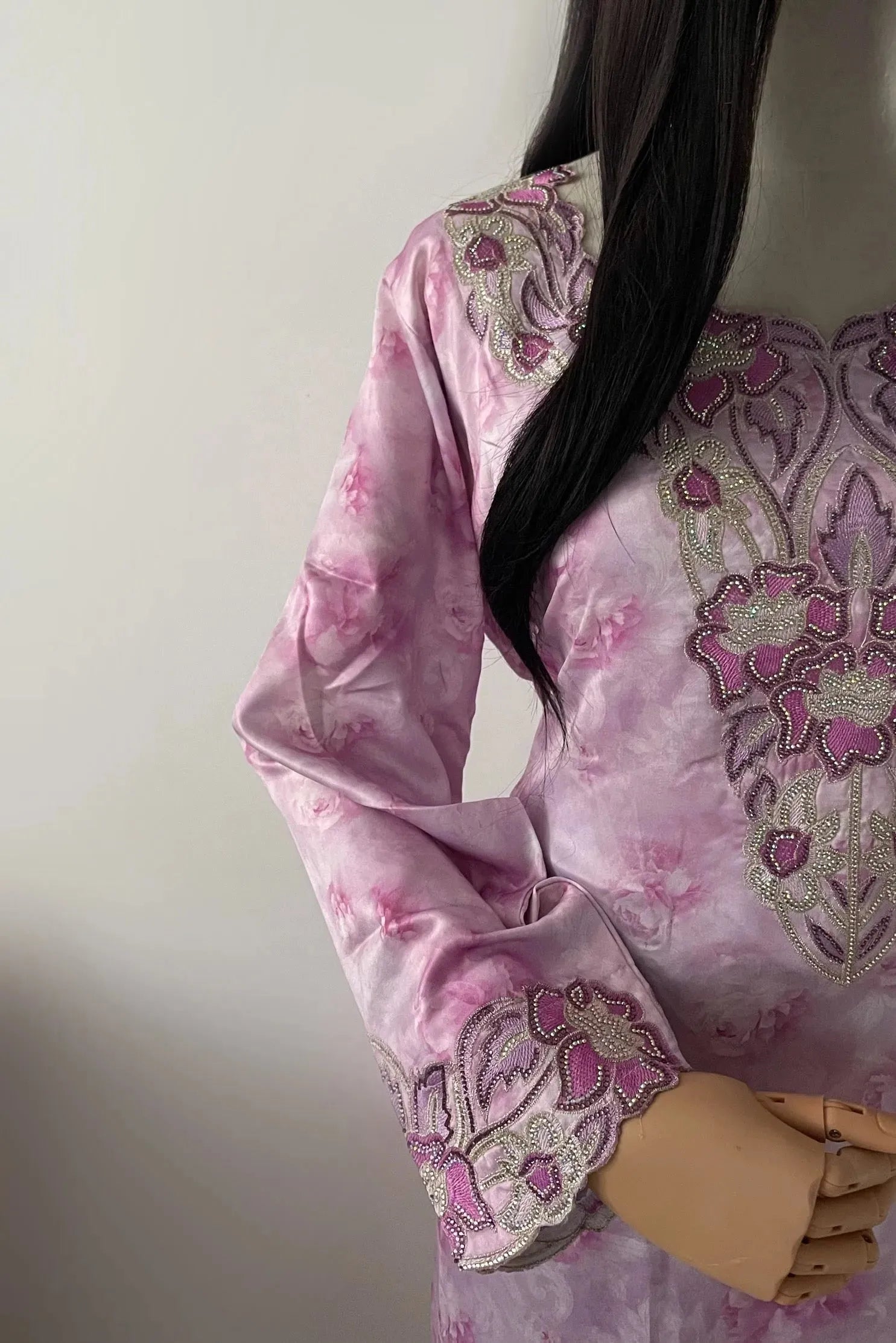 MUKHAWAR - NAÏLA - Amiraati