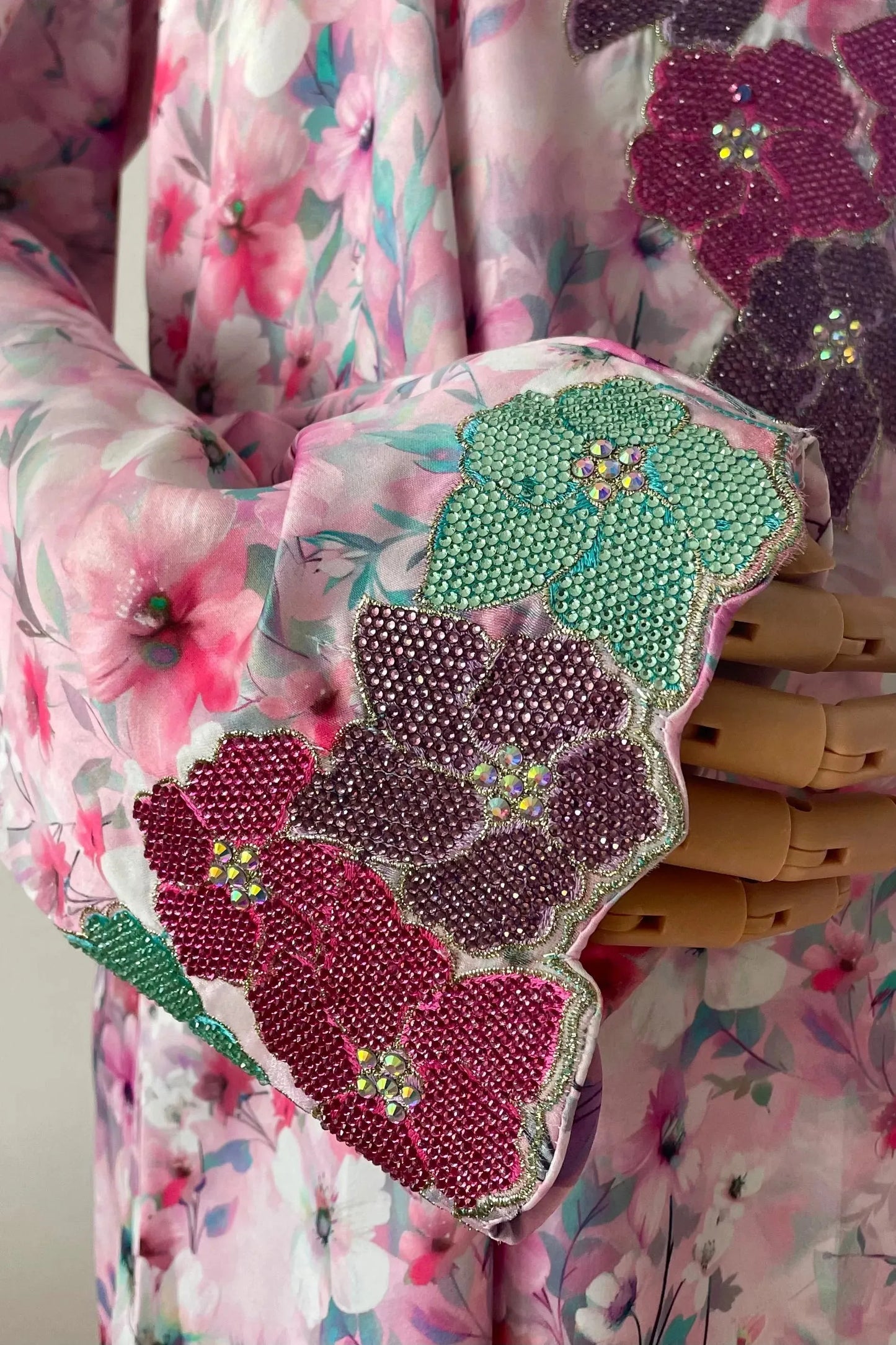 MUKHAWAR - NAYLA - Amiraati