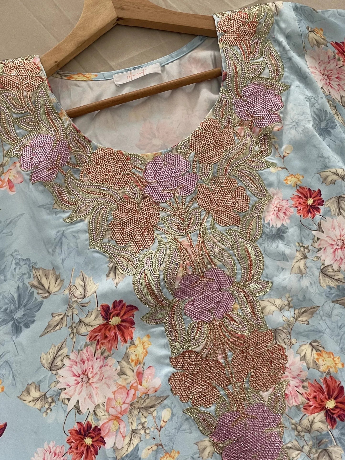 MUKHAWAR -  SAMĀ - Amiraati