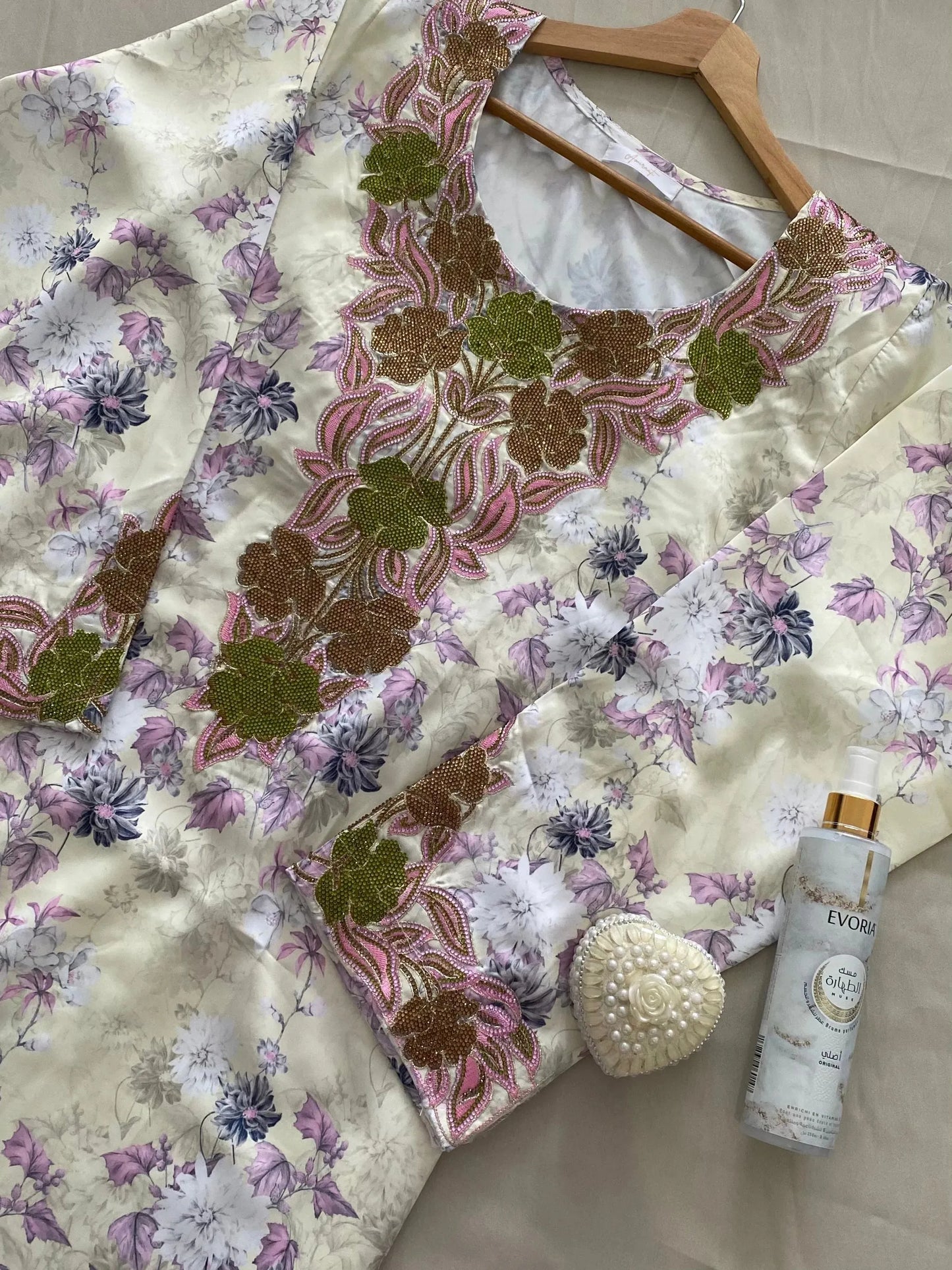 MUKHAWAR - YASMIN - Amiraati