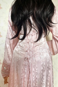 MUKHAWAR - LATIFA - Amiraati