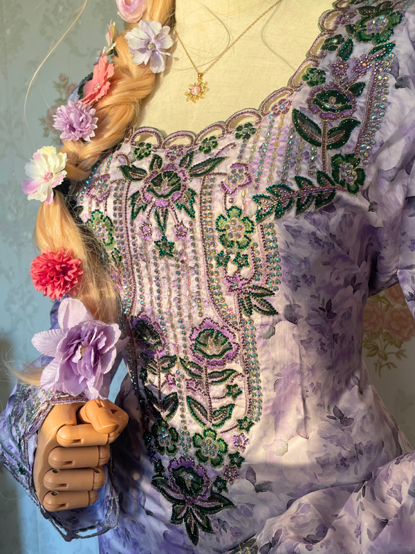 MUKHAWAR - TASNIM - Amiraati