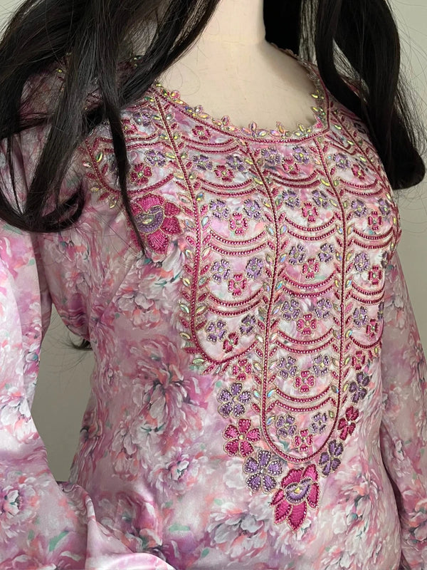 MUKHAWAR - ZAYNAH - Amiraati
